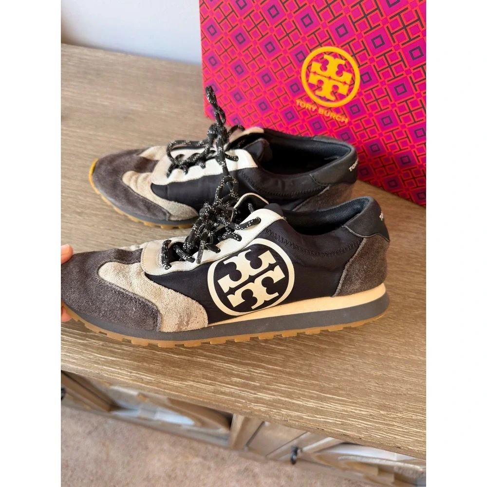 Tory Burch Annie Nylon Runner Womens Black Suede Sneakers 85241 Size 8‎